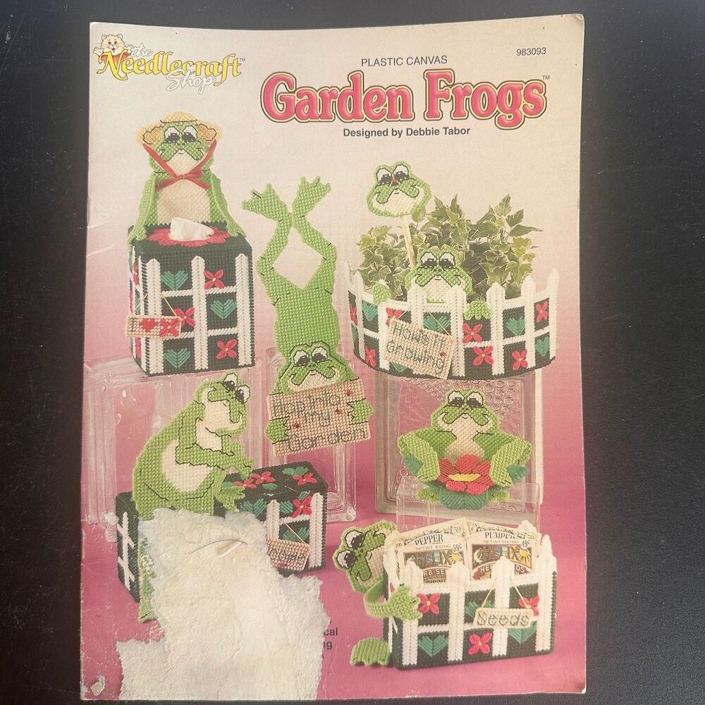 1999 Garden Frogs Plastic Canvas Patterns Needlecraft Shop Vintage
